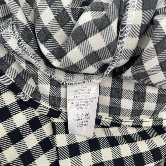 143 STORY by LINEUP Blouse Buffalo Check Ruffle Sleeves Ties Black SZ Small - Picture 8 of 9